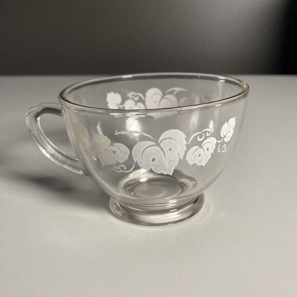 Anchor Hocking Glass Punch Cup Set (6) • White Grape Leaves • Gold Rim • Vintage - Picture 9 of 16